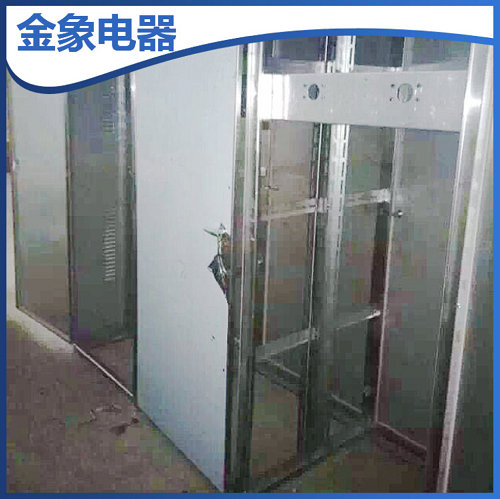 戶(hù)外不銹鋼動(dòng)力柜 非標(biāo)操作臺(tái)動(dòng)力柜